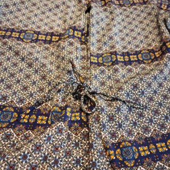 Carmela Tie Back Shift Dress - Picture 7 of 13